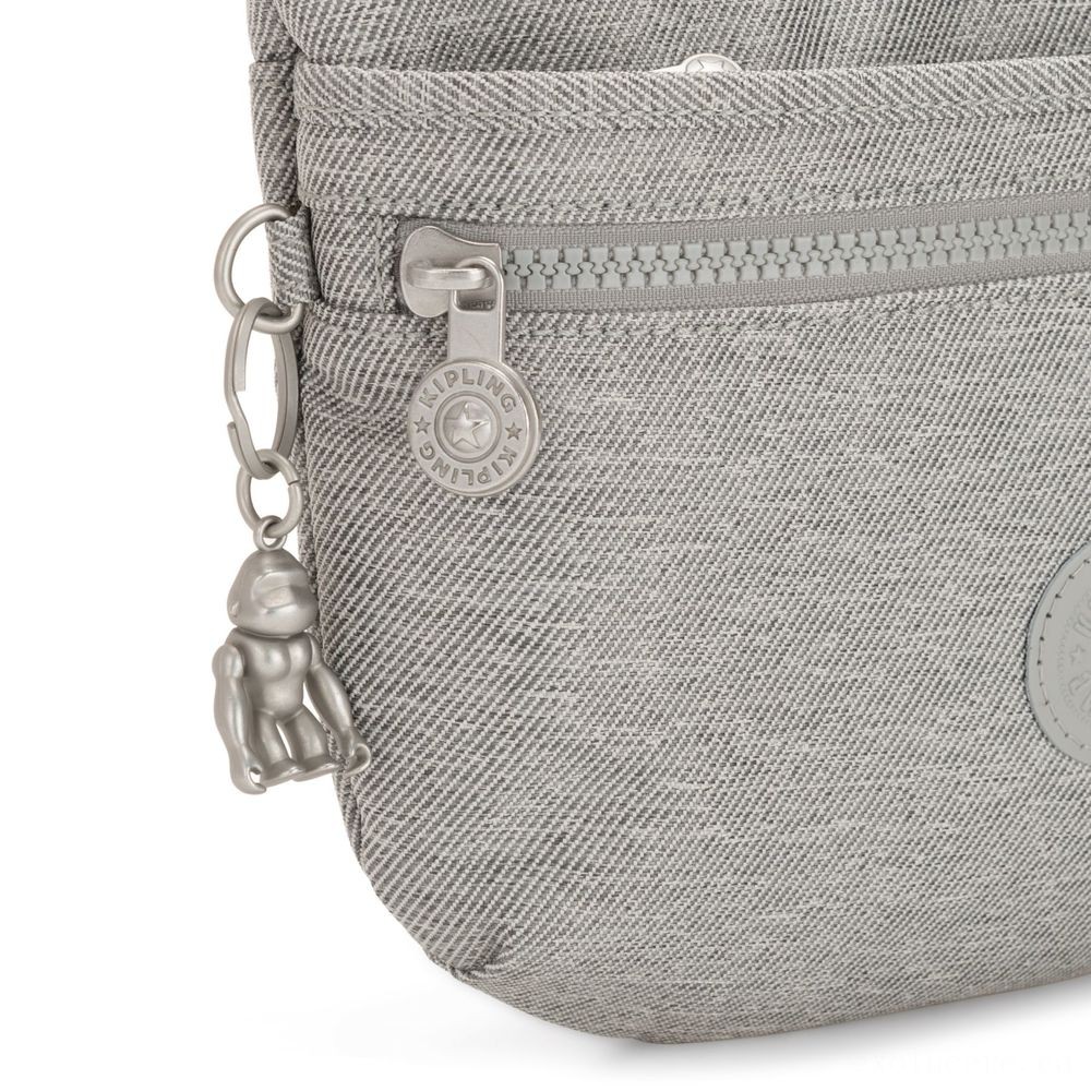 Kipling ARTO S Cross Body Shoulder Bag Chalk Grey.