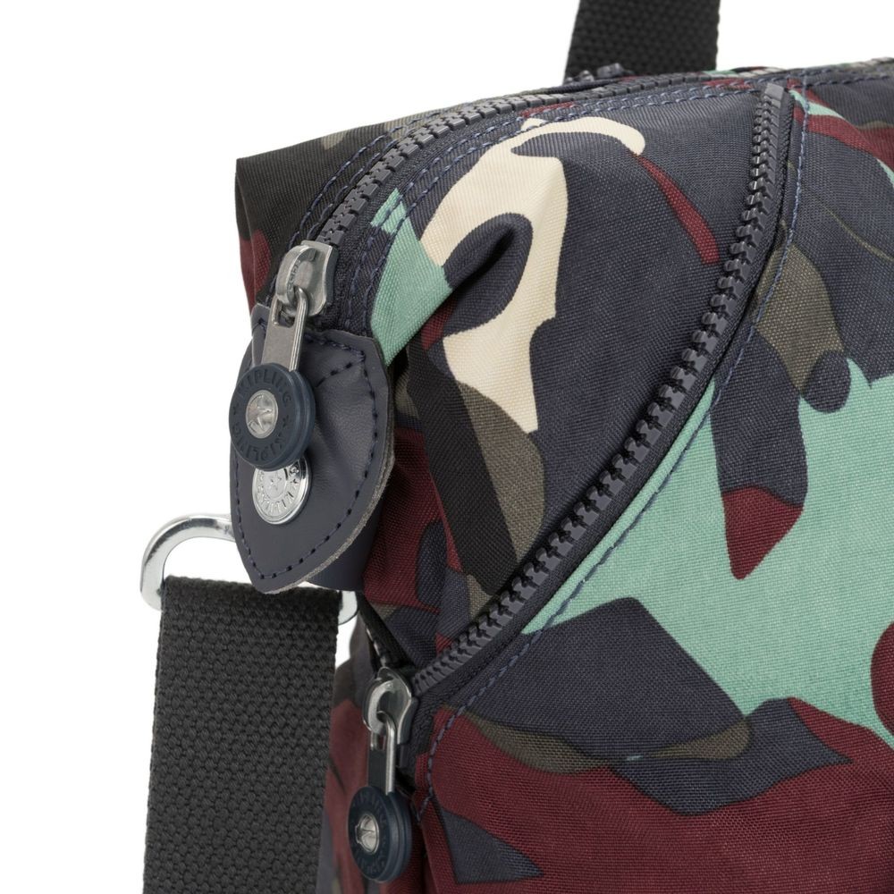 Blowout Sale - Kipling Fine Art Ladies Handbag Camouflage Big. - Unbelievable:£46