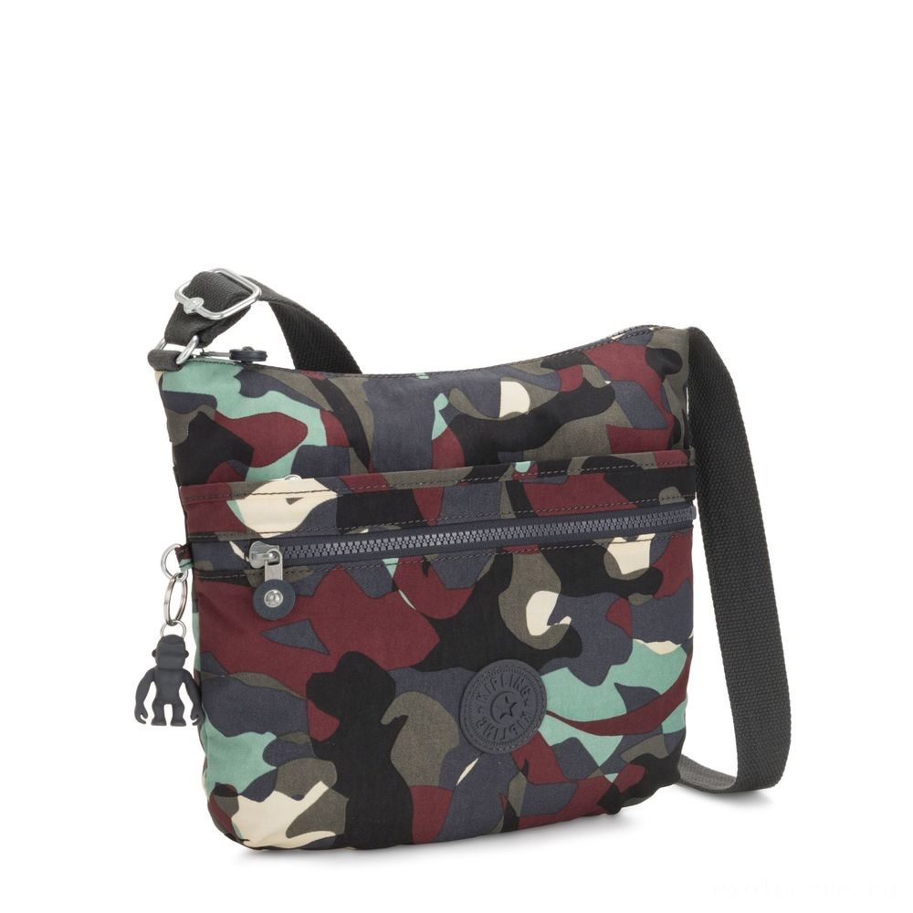 90% Off - Kipling ARTO Shoulder Bag Around Body Camouflage Sizable - Winter Wonderland Weekend Windfall:£34