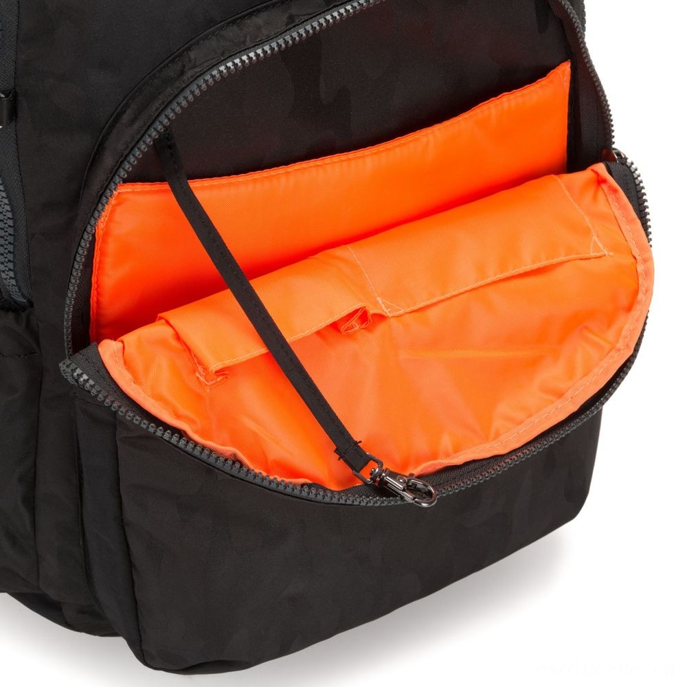 Half-Price - Kipling SEOUL GO XL Extra large knapsack with laptop defense Camo Black. - Extravaganza:£68[libag5976nk]