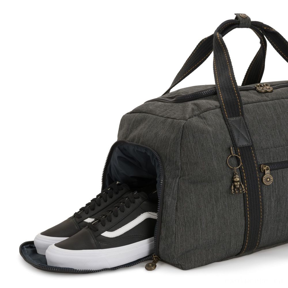 Kipling PALERMO Huge Duffle Bag along with Adjustable Knapsack Straps Black Indigo.