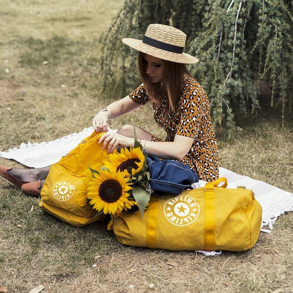 Going Out of Business Sale - Kipling ONALO L Huge Duffle Bag along with Zipped Within Wallet Lively Yellow. - Give-Away Jubilee:£49