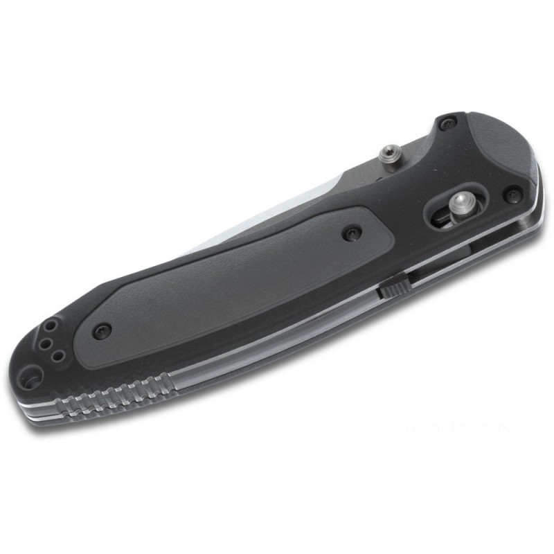 Benchmade 590 Boost Center Helped 3.7 Satin S30V Cutter, Grivory and also Versaflex Deals With