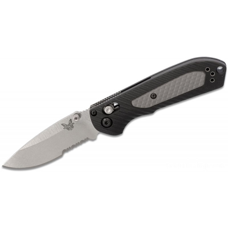 Benchmade Mini Freek Foldable Knife 3 S30V Satin Combo Cutter, Grivory as well as Versaflex Takes Care Of - 565S