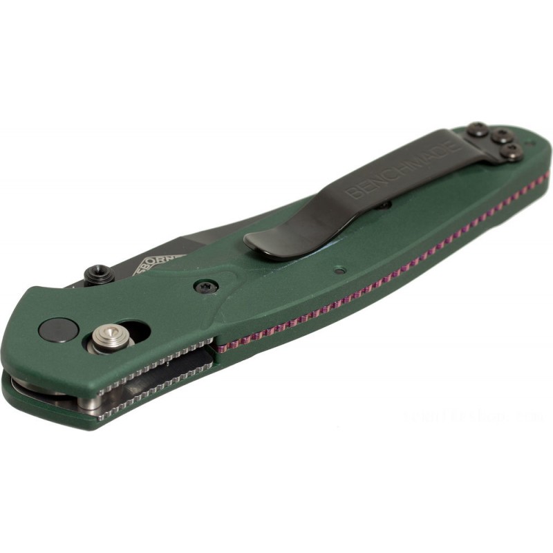 Benchmade Osborne Folding Blade 3.4 S30V Dark Plain Cutter, Green Light Weight Aluminum Manages - 940BK