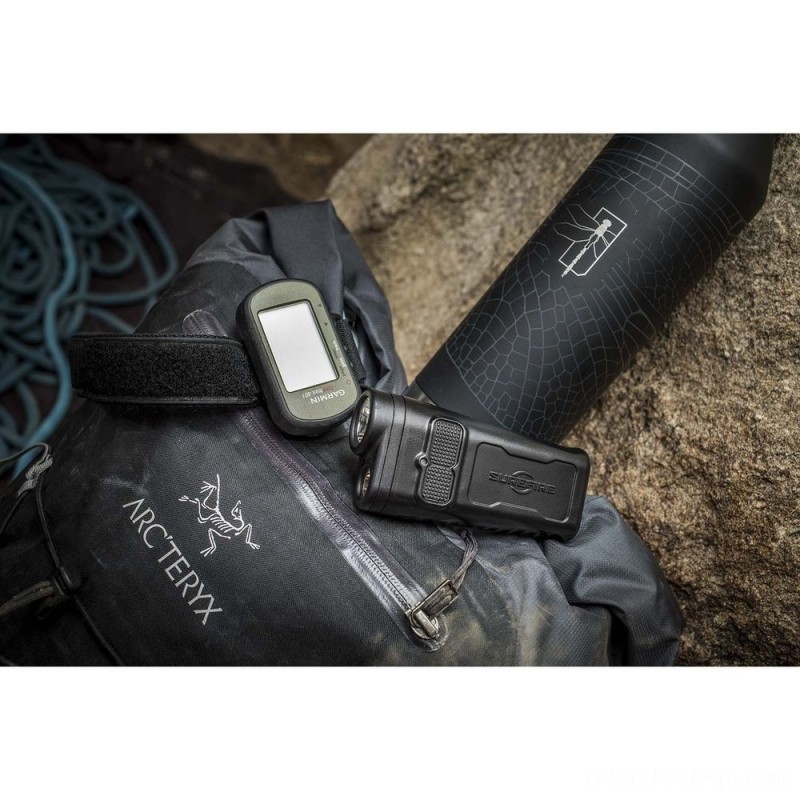 End of Season Sale - Surefire Guardian Dual-Beam Rechargeable Ultra-High LED Torch. - Markdown Mardi Gras:£90