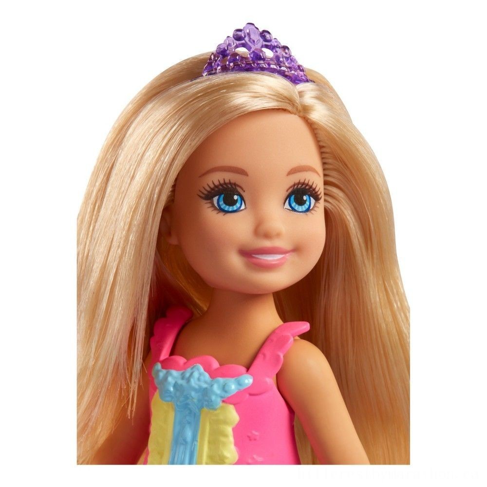 Barbie Dreamtopia Chelsea Figurine and Styles