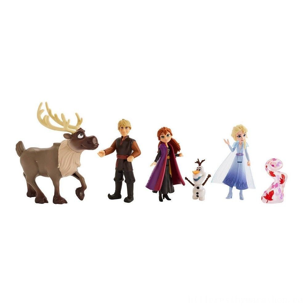 Disney Frozen 2 Experience Selection, 5 Small Dollies from Icy 2