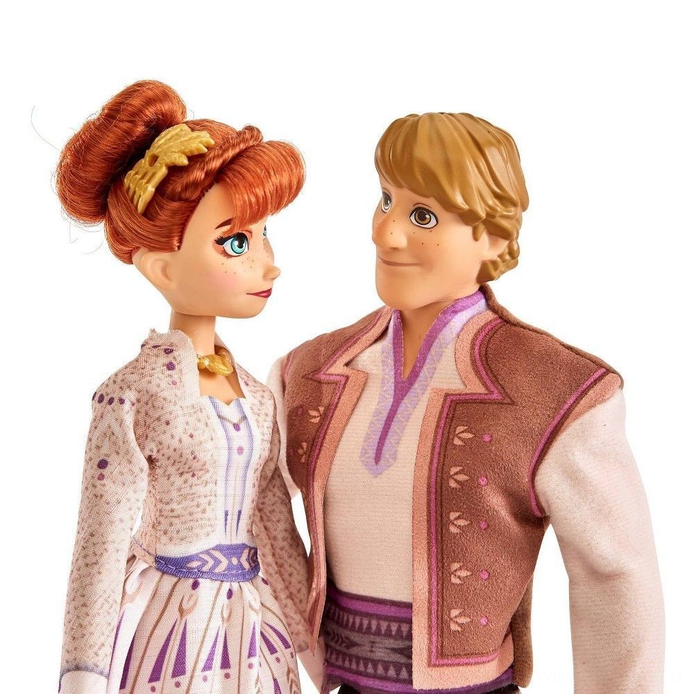 Disney Frozen 2 Anna and also Kristoff Fashion Trend Dolls 2pk