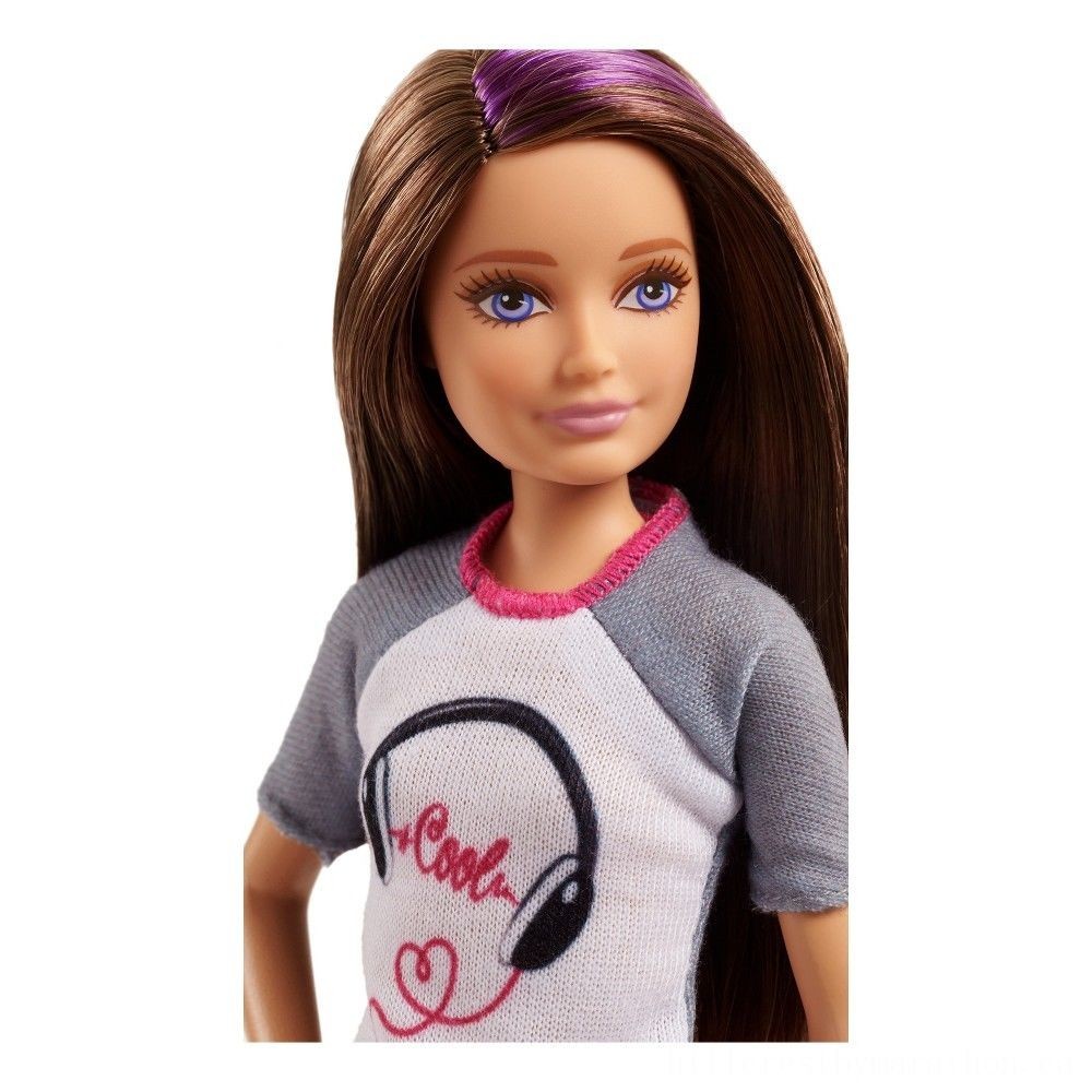 Barbie Siblings Skipper Figure and Frozen Yogurt Device Specify