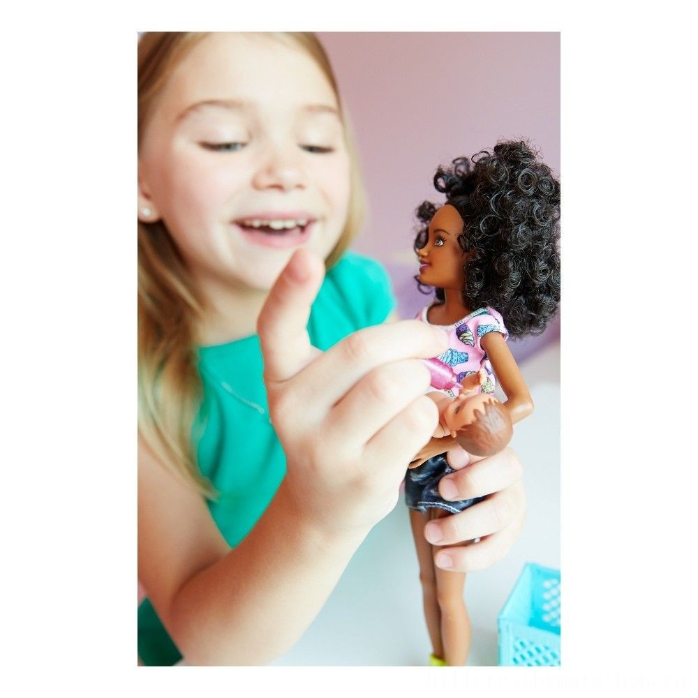 Barbie Skipper Babysitters Inc. Doll as well as Feeding Playset - Redhead