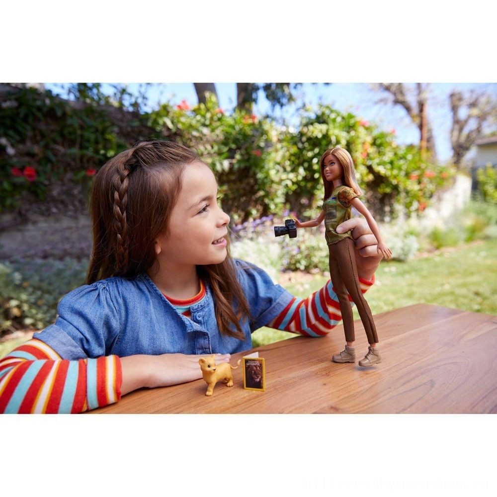 Mega Sale - Barbie National Geographic Digital Photographer Playset - Unbelievable Savings Extravaganza:£11[coa5422li]