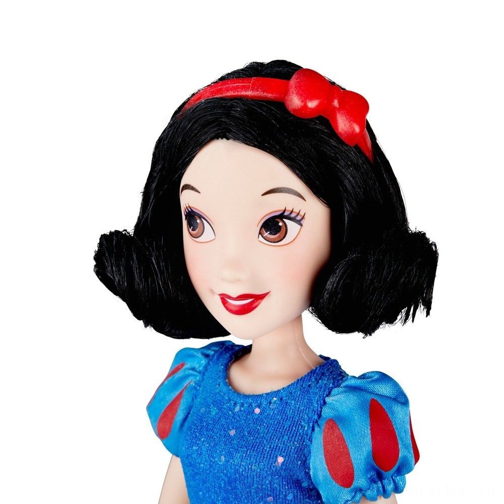 Disney Princess Royal Glimmer - Snowfall White Doll