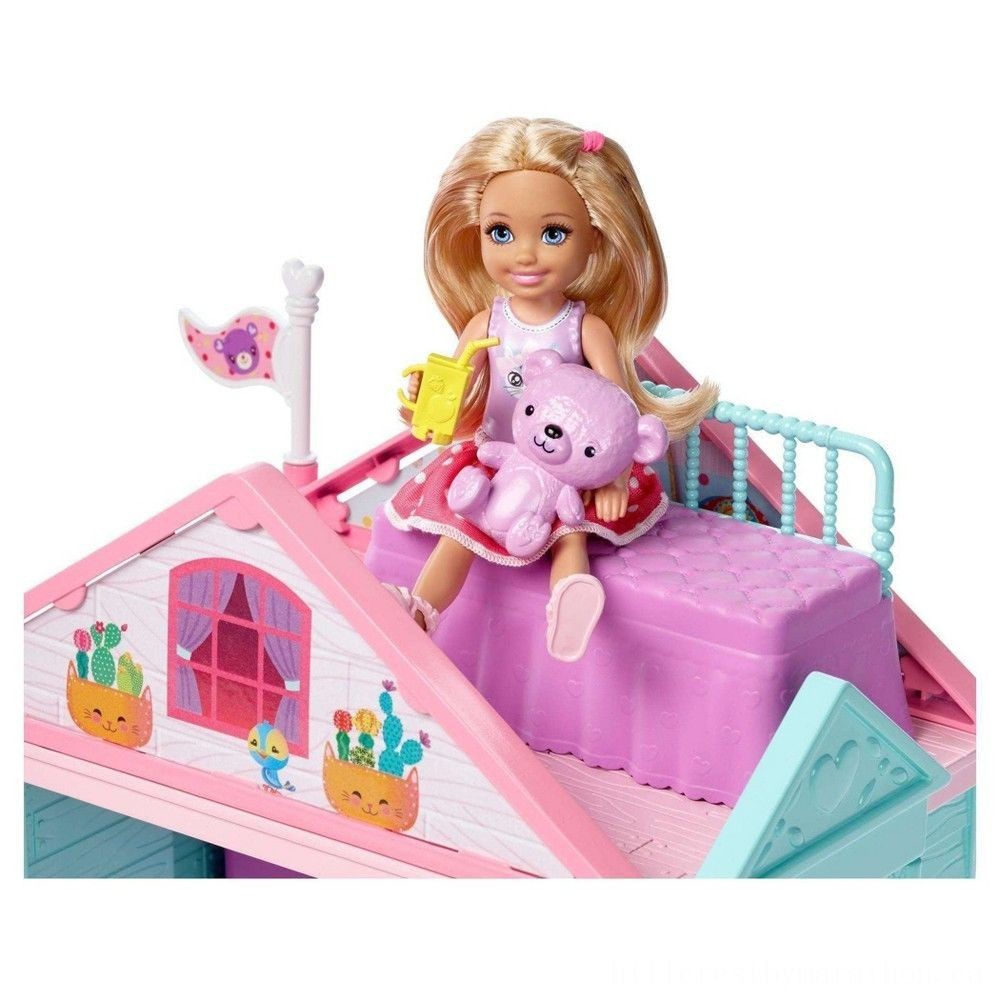 Barbie Club Chelsea Figurine and also Play House