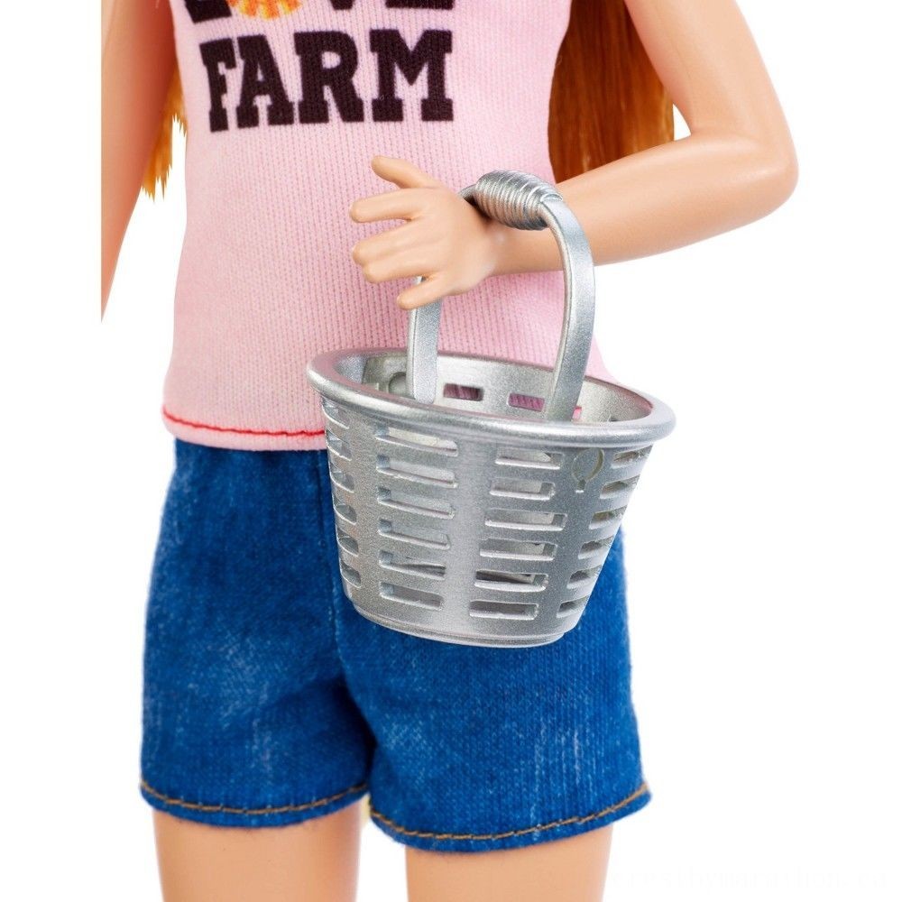 Barbie Chick Farmer Figurine && Playset