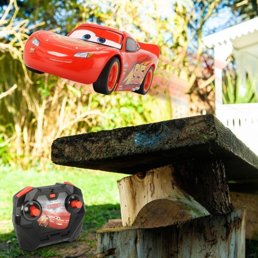 Exclusive Offer - Remote Control Disney Cars 3 Super McQueen Super Racer - Savings Spree-Tacular:£11[nea6780ca]