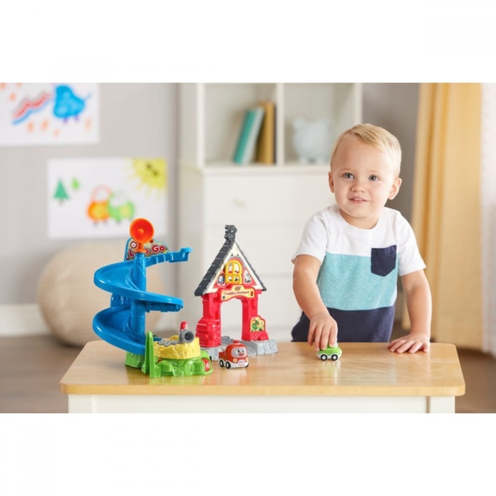 Late Night Sale - Vtech Toot-Toot Cory Carson Freddies Firehouse Playset - Value:£14