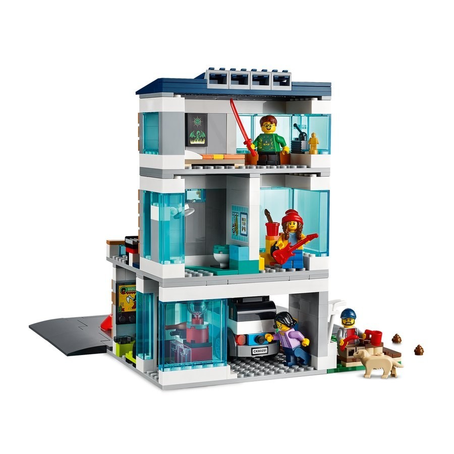August Back to School Sale - Lego City Family Members House - One-Day:£46[sab10332nt]