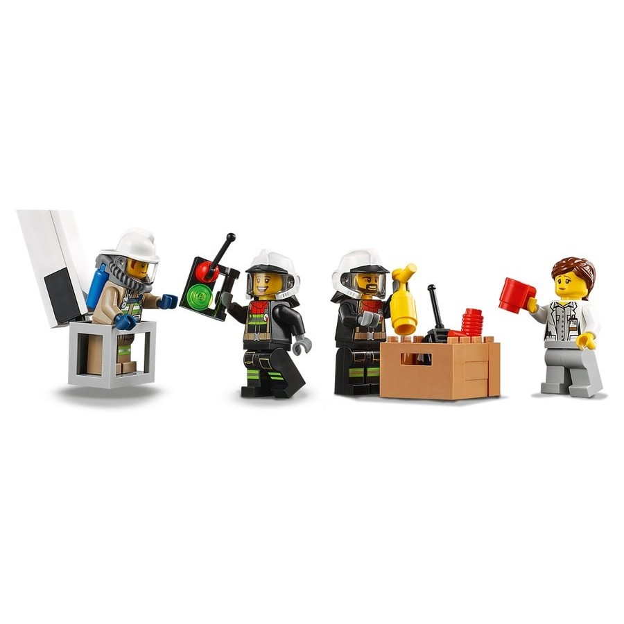 All Sales Final - Lego Metropolitan Area Fire Demand Unit - Black Friday Frenzy:£46
