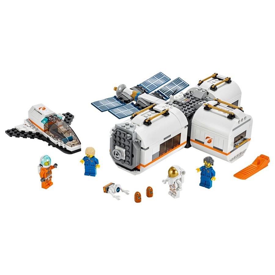 Lego Urban Area Lunar Spaceport Station