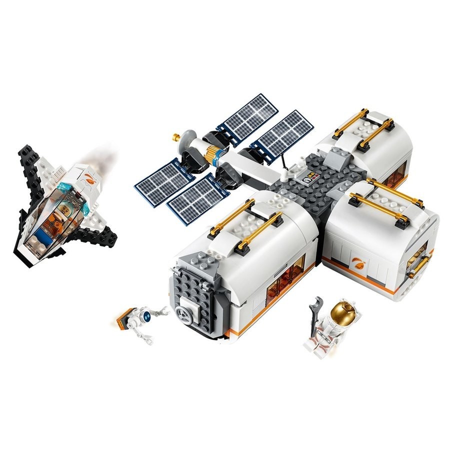 September Labor Day Sale - Lego Area Lunar Spaceport Station - Halloween Half-Price Hootenanny:£50[cob10348li]