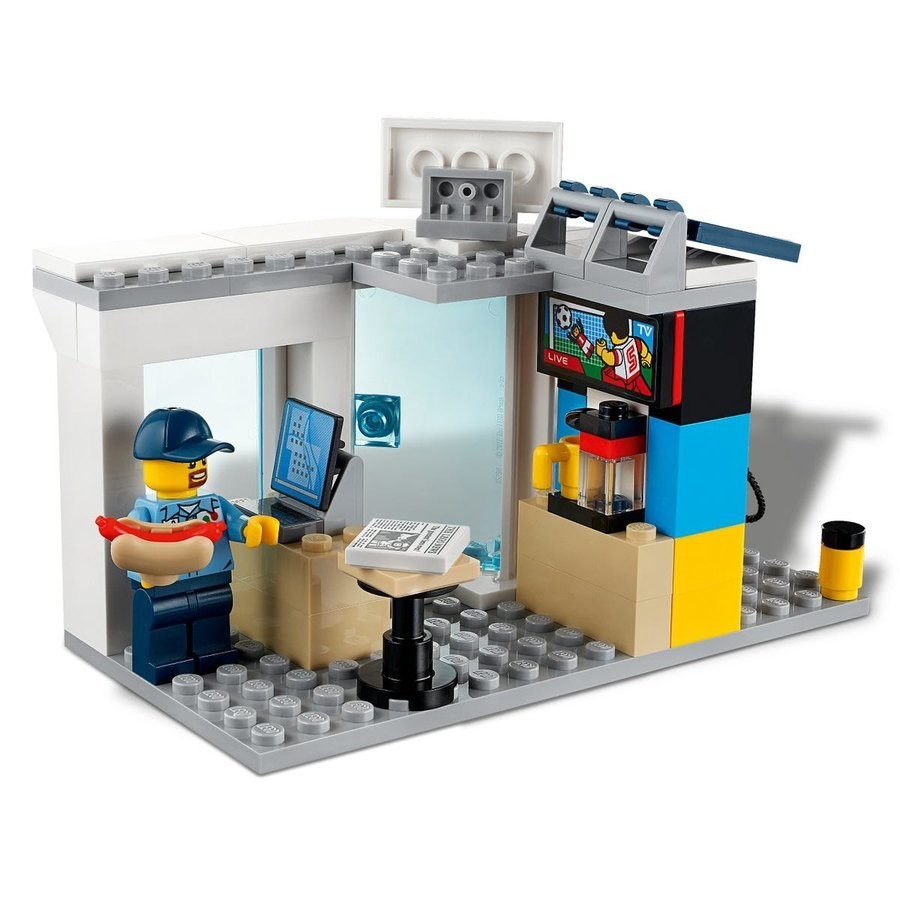 June Bridal Sale - Lego Area Filling Station - Half-Price Hootenanny:£43