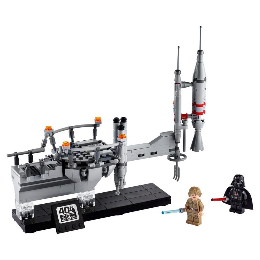 Everything Must Go Sale - Lego Star Wars Bespin Duel - Liquidation Luau:£34