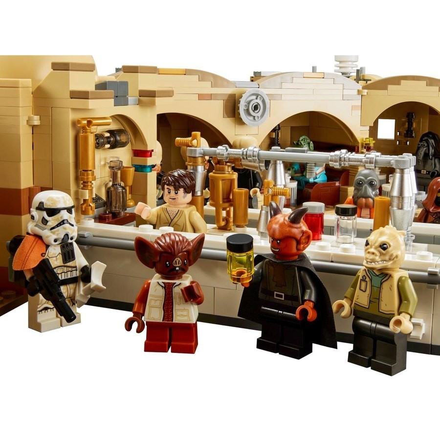 August Back to School Sale - Lego Star Wars Mos Eisley Cantina - Virtual Value-Packed Variety Show:£89[jcb10498ba]