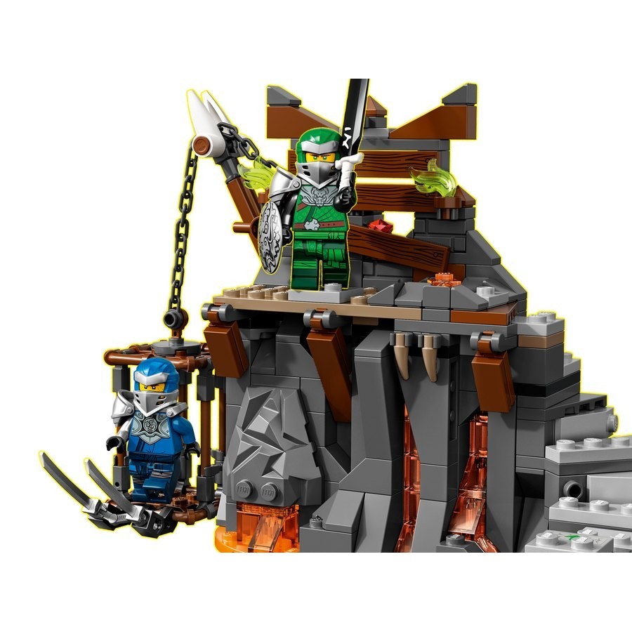 September Labor Day Sale - Lego Ninjago Adventure To The Head Dungeons - Reduced:£28[alb10620co]