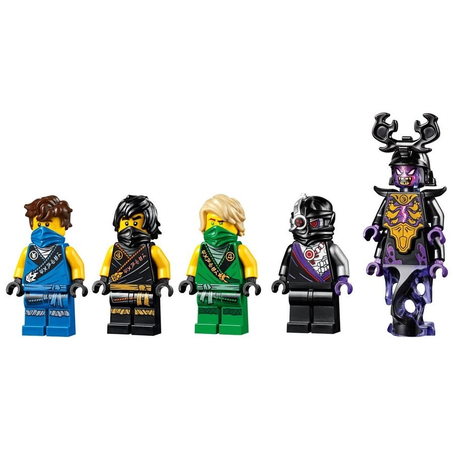 Closeout Sale - Lego Ninjago Thunder Raider - Blowout:£41[jcb10640ba]