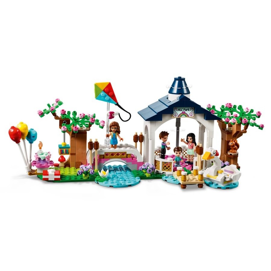 Flea Market Sale - Lego Buddies Heartlake Urban Area Playground - X-travaganza:£32