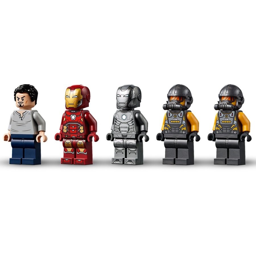 Liquidation Sale - Lego Wonder Iron Man Depot - Surprise Savings Saturday:£28