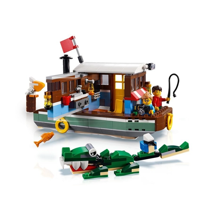 Half-Price - Lego Producer 3-In-1 Waterfront Houseboat - Off-the-Charts Occasion:£34