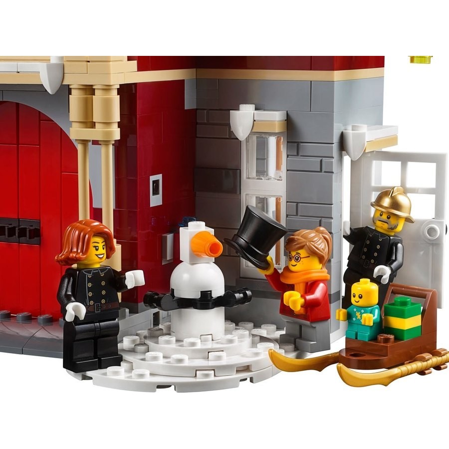 New Year's Sale - Lego Creator Expert Winter Season Community Fire Terminal - Cash Cow:£72[beb10922nn]