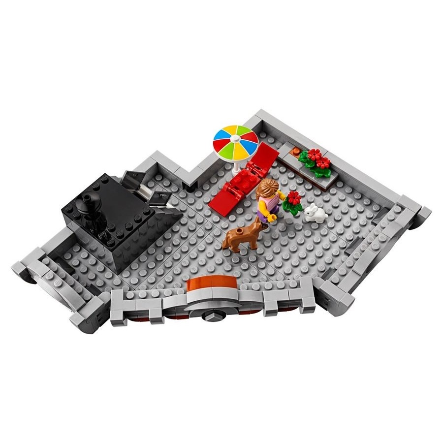 Lego Creator Expert Corner Garage