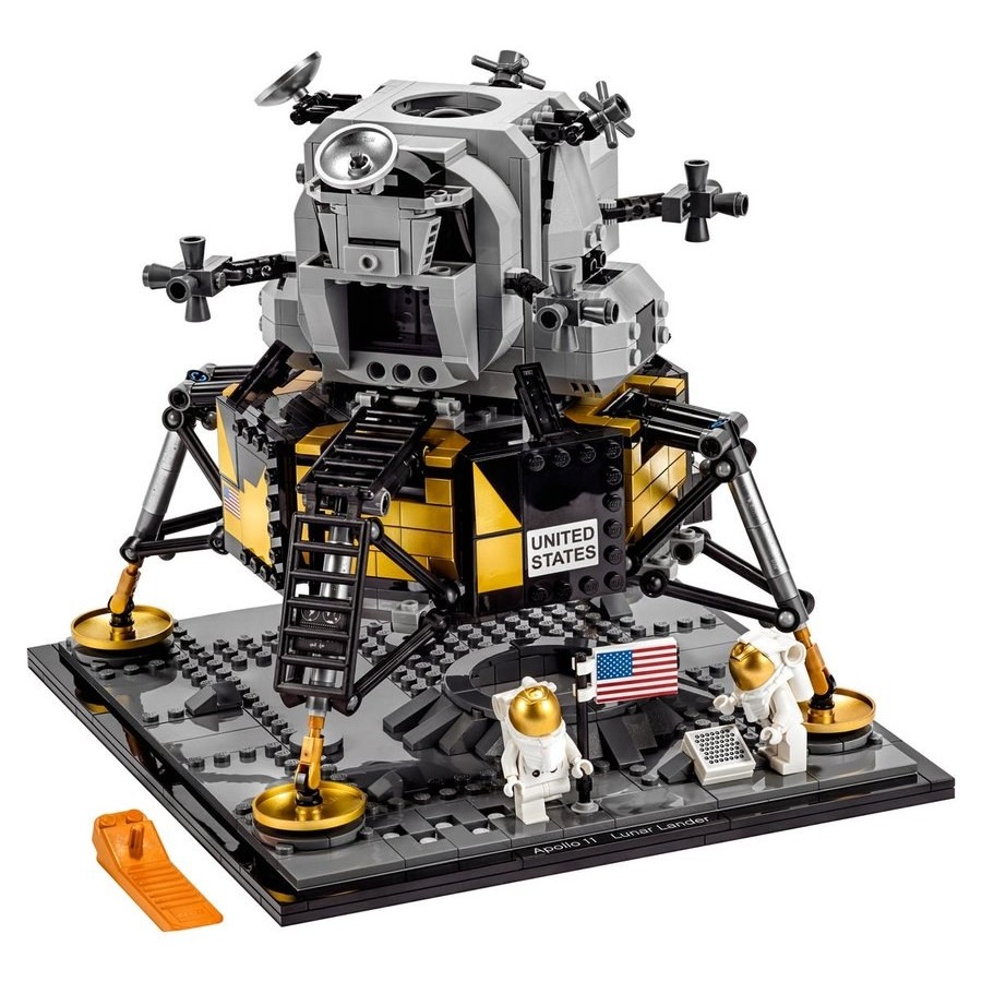 August Back to School Sale - Lego Creator Expert Nasa Apollo 11 Lunar Lander - Blowout:£74[jcb10933ba]