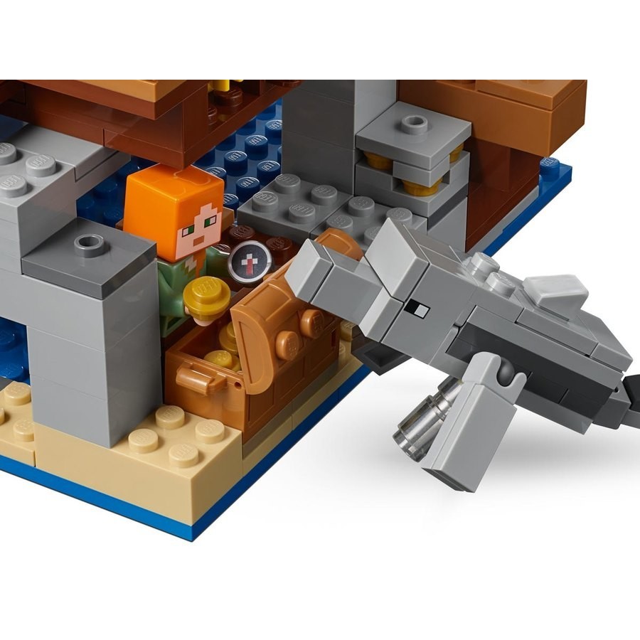 Online Sale - Lego Minecraft The Pirate Ship Journey - Thrifty Thursday:£34