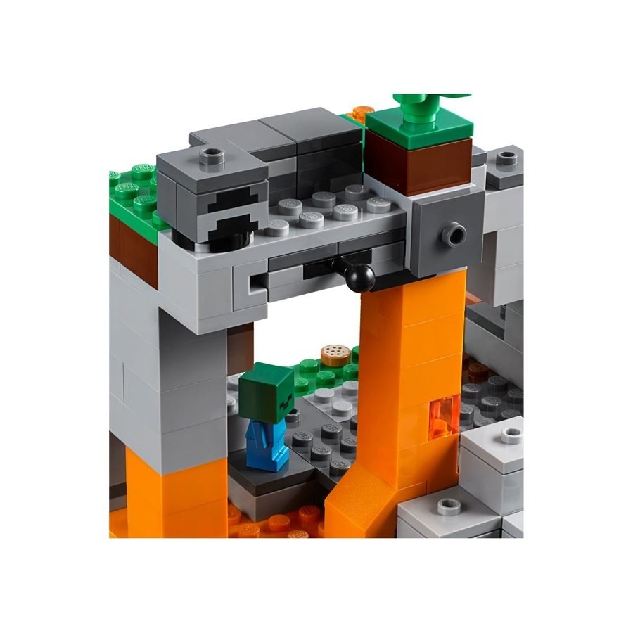 Doorbuster - Lego Minecraft The Zombie Cavern - Half-Price Hootenanny:£19[beb10958nn]