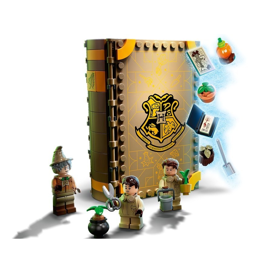 Early Bird Sale - Lego Harry Potter Hogwarts Instant: Herbology Lesson - Markdown Mardi Gras:£28