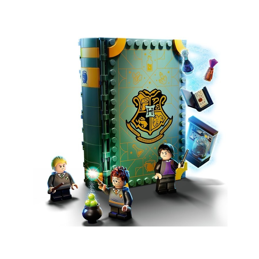 Yard Sale - Lego Harry Potter Hogwarts Moment: Potions Course - Summer Savings Shindig:£30[lab10966ma]