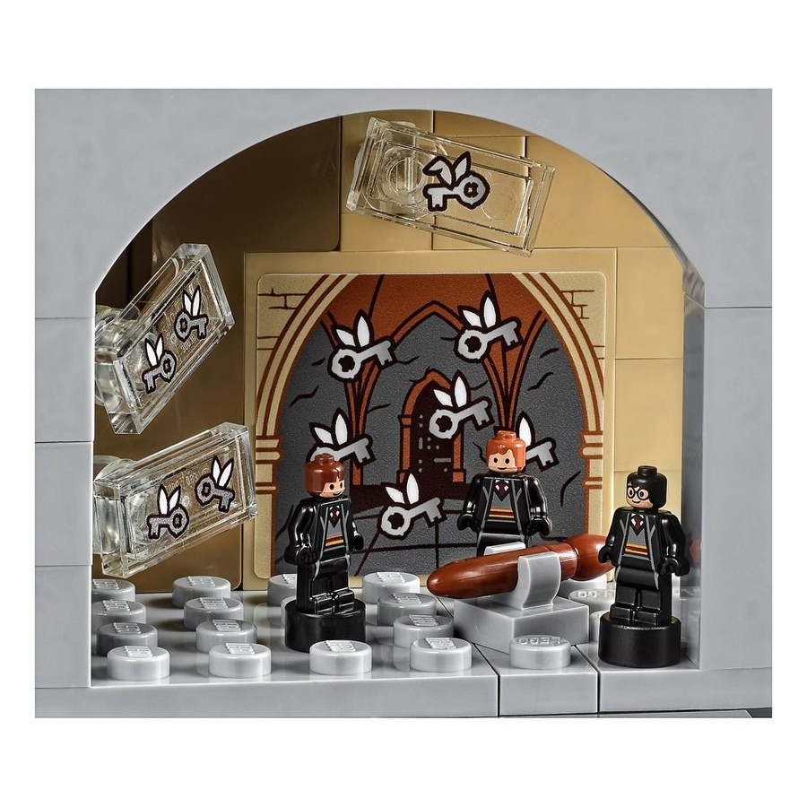 Three for the Price of Two - Lego Harry Potter Hogwarts Castle - Surprise Savings Saturday:£84[lab10968ma]