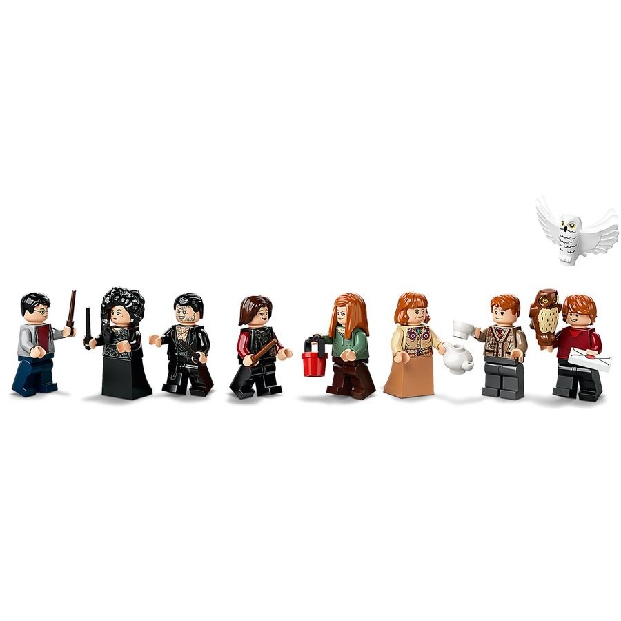 Stocking Stuffer Sale - Lego Harry Potter Assault On The Den - Winter Wonderland Weekend Windfall:£74[alb10984co]