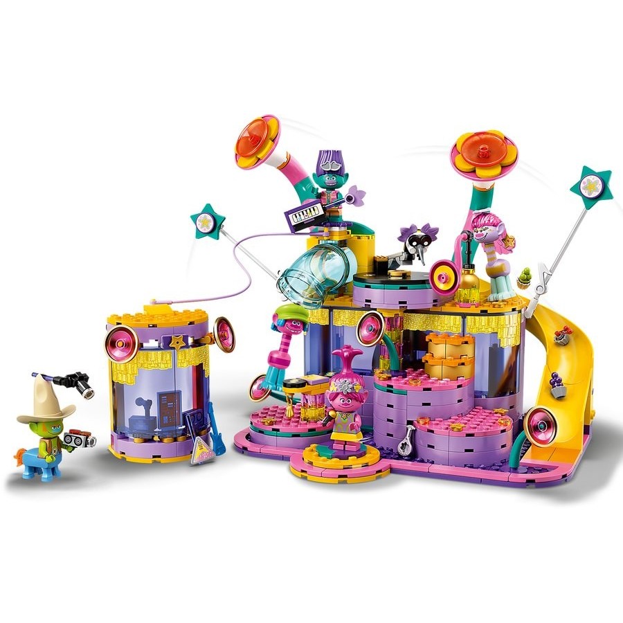 March Madness Sale - Lego Trolls World Tour Character Urban Area Show - Digital Doorbuster Derby:£50
