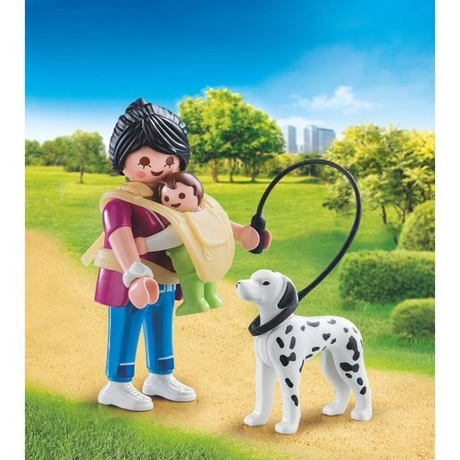 Playmobil 70154 Special Plus Mom along with Little One and Dog