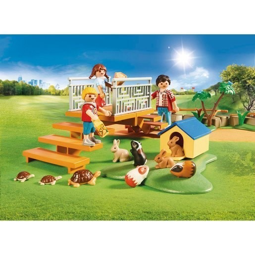 Best Price in Town - Playmobil 70342 Household Exciting Petting Zoo - Deal:£34