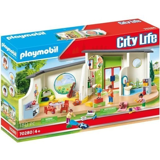 Playmobil 70280 Metropolitan Area Life Pre-School Rainbow Childcare Playset