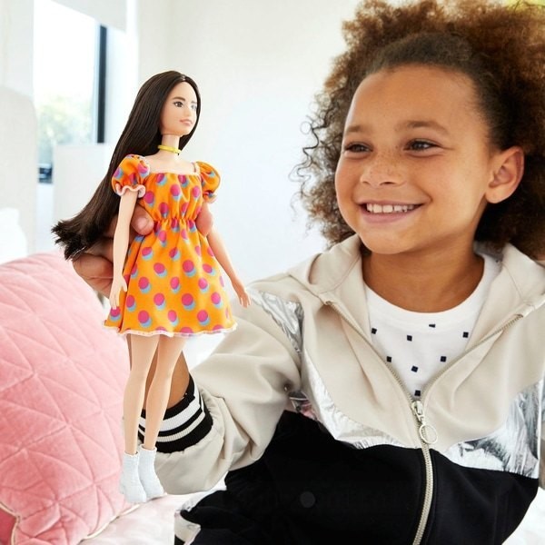 50% Off - Barbie Fashionista Toy 160 - Orange Fruit Product Gown - Spree-Tastic Savings:£9