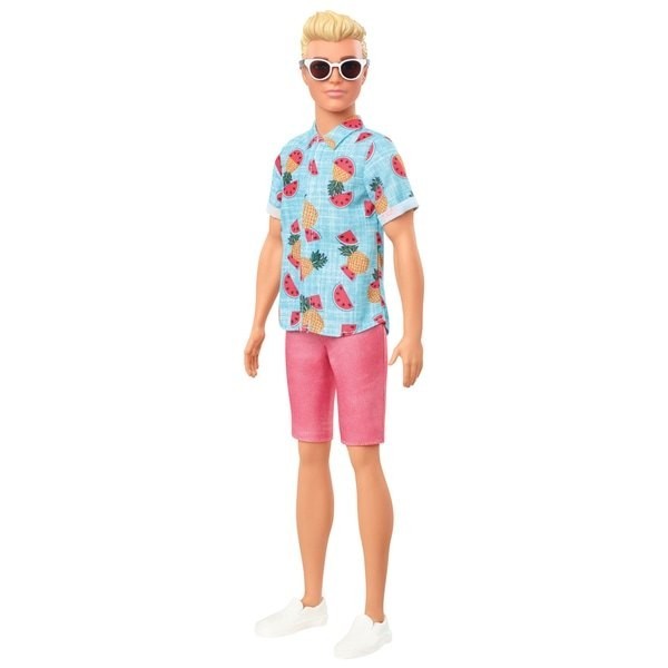 Holiday Sale - Ken Fashionistas Doll 152 Tropical Publish Shirt - Off-the-Charts Occasion:£9[lib9514nk]