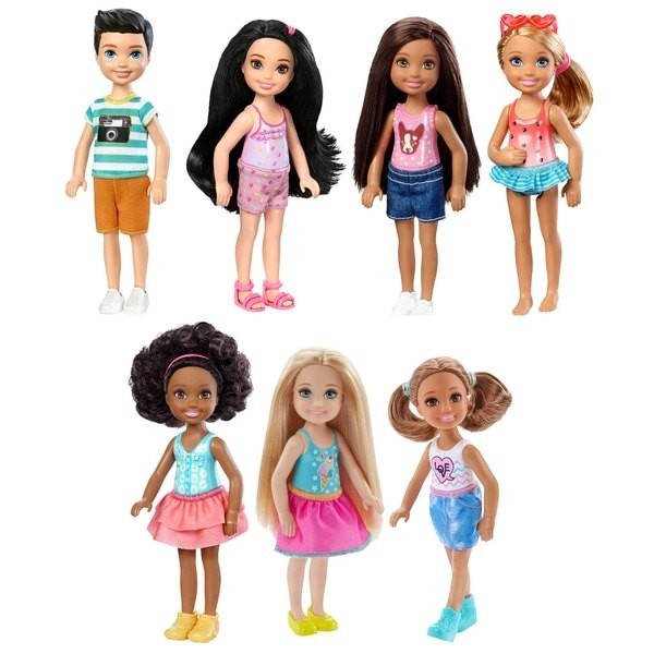 Barbie Nightclub Chelsea Toy Array
