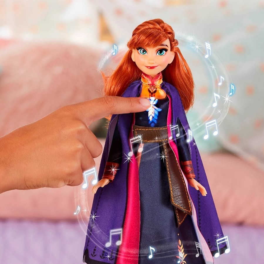 Liquidation - Disney Frozen 2 Singing Figure with Light-Up Dress - Anna - Online Outlet Extravaganza:£20